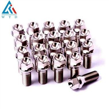 Μπουλόνια τροχού τιτανίου